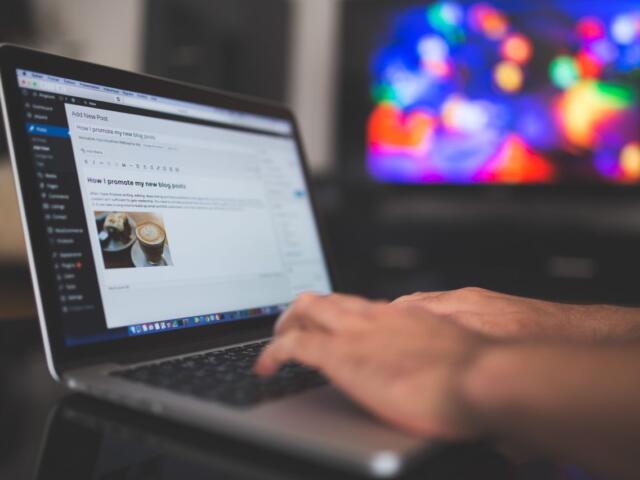 Kapan Harus Memperbarui Konten Blog? Ini Alasan & Cara Mudahnya!